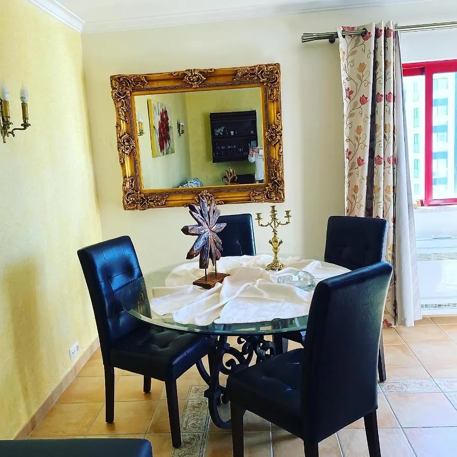 Castelo I Apartment Quarteira